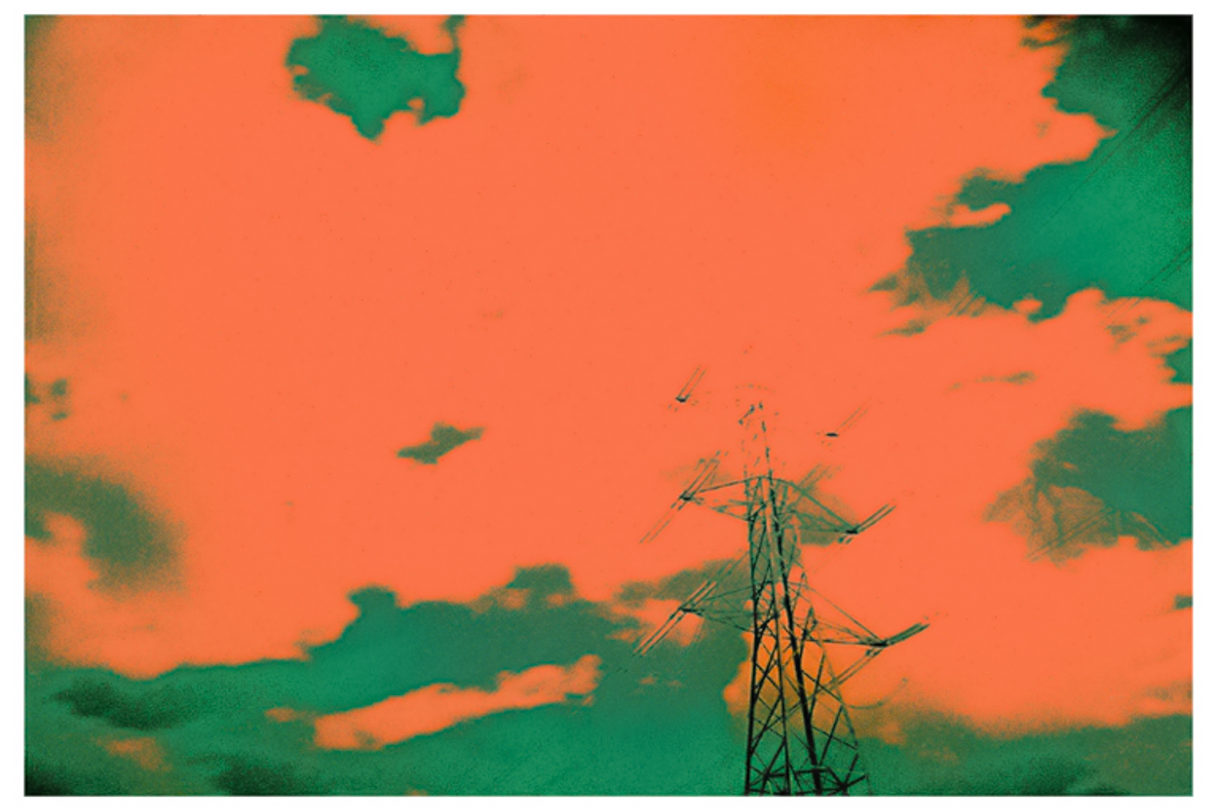 instaCDV 05 lomo ElectricSky 2